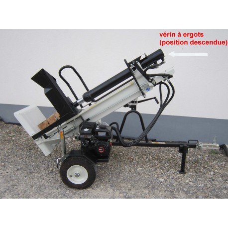 fendeuse-thermique-tractable-professionnelle-22t-110cm-65cv-fendeur-remorque3-1.jpg