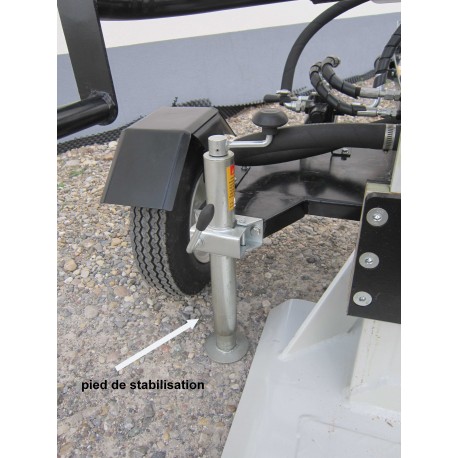 fendeuse-thermique-tractable-professionnelle-22t-110cm-65cv-fendeur-remorque6-1.jpg